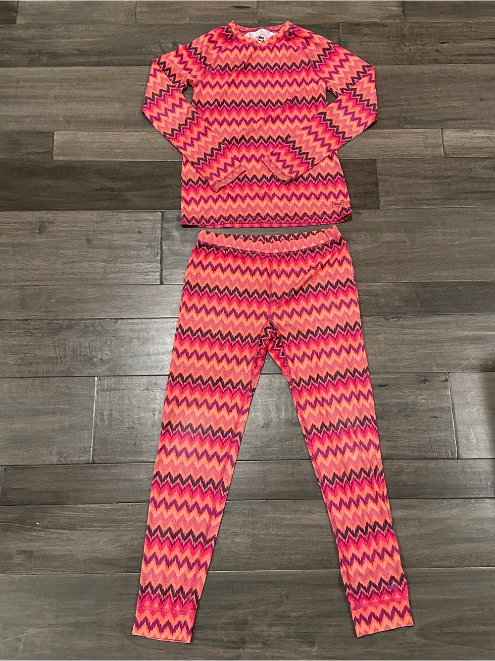 REI Kids Chevron Matching Set in Pink and Orange
